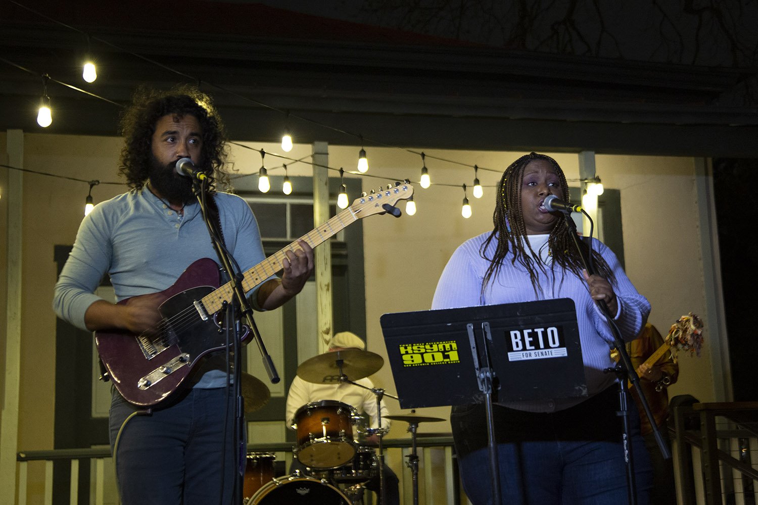 Jed Craddock (left) and Andrea "Vocab" Sanderson perform during a concert benefiting Ukrainian San Antonio, the local nonprofit cultural group that is raising money for medical supplies to send back home, on Thursday, March 10, 2022, at Hemisfair. Photo by Ben Olivo | Heron