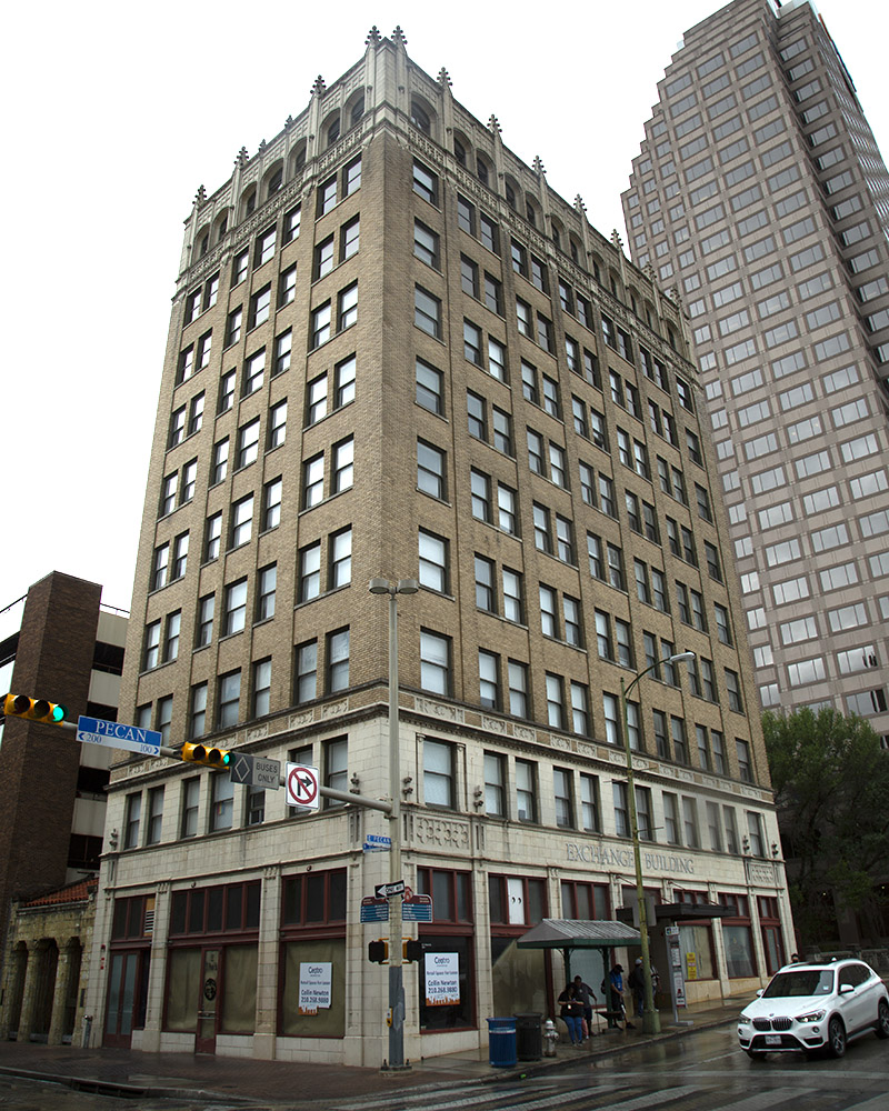 The circa-1920s Exchange Building, 152 E. Pecan St., currently a 10-story apartment building, is up for sale. April 25, 2022.